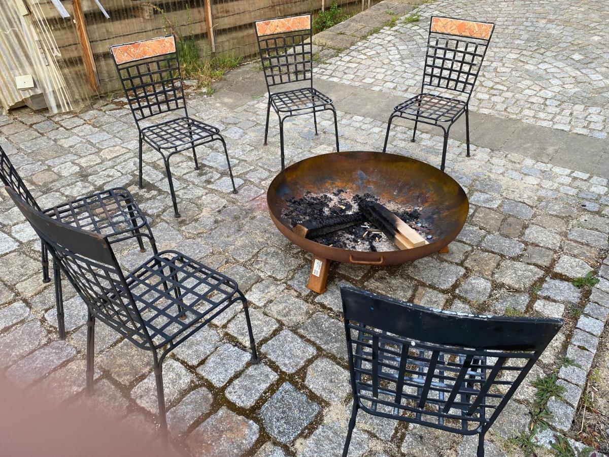 Fewo Gerichtsstube Im Rittergut Leppersdorf Bei Radeberg Fuer 6 Pers Wachau Buitenkant foto