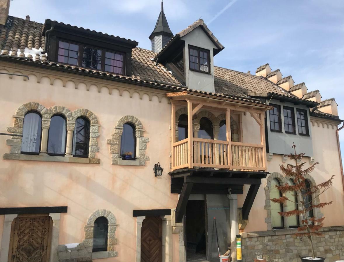 Fewo Gerichtsstube Im Rittergut Leppersdorf Bei Radeberg Fuer 6 Pers Wachau Buitenkant foto